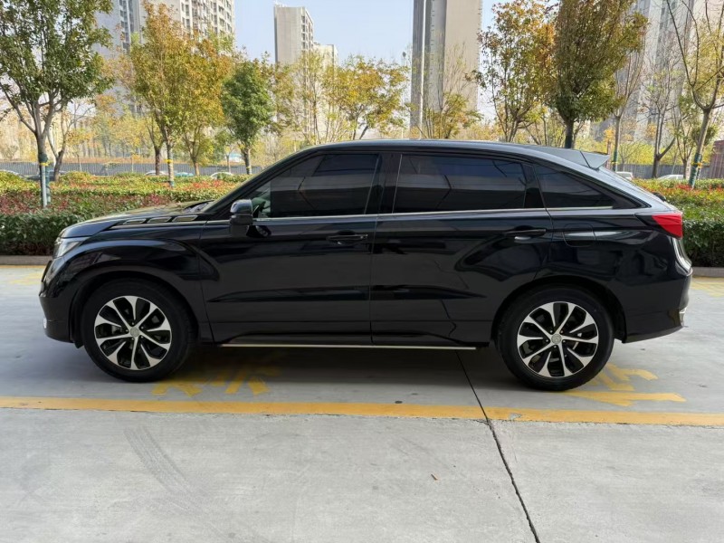 济宁18年本田冠道8