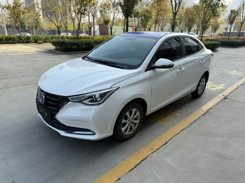 济宁20年长安汽车悦翔3