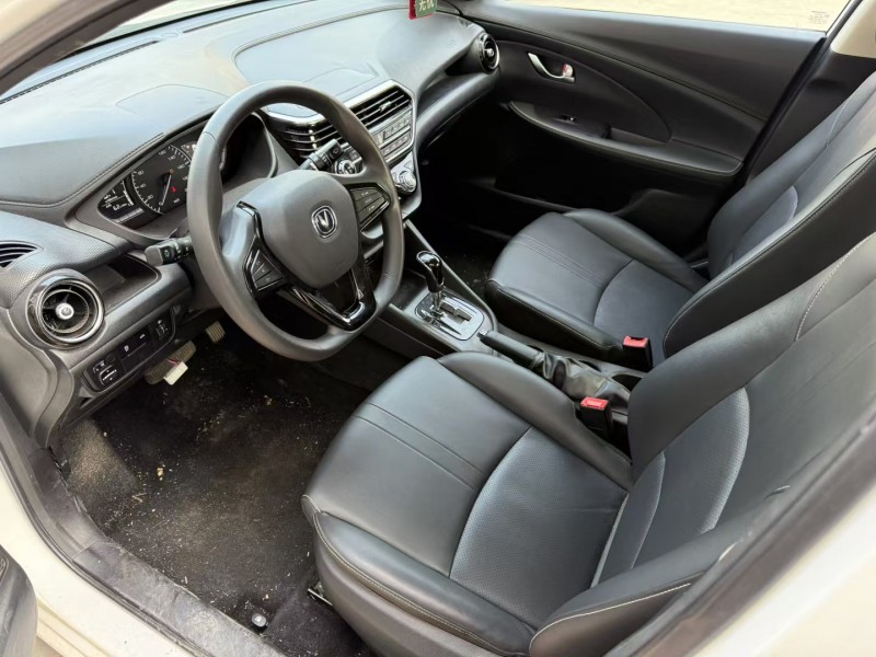 济宁20年长安汽车悦翔6