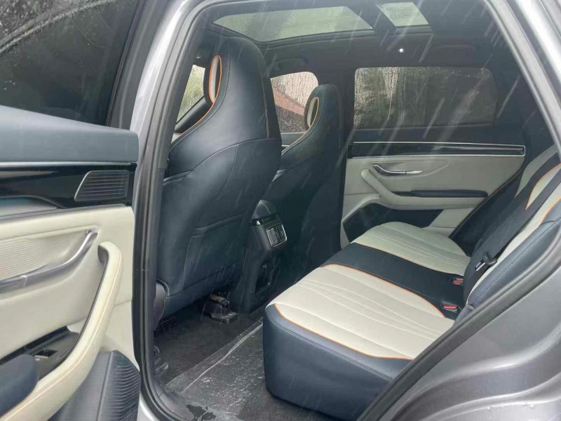 广州23年比亚迪宋5