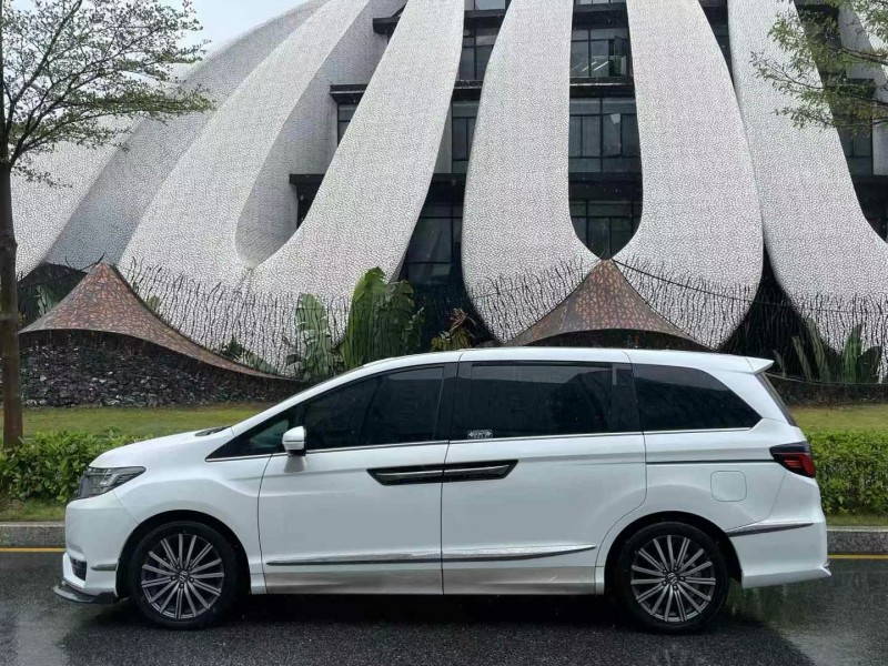 广州22年本田艾力绅7