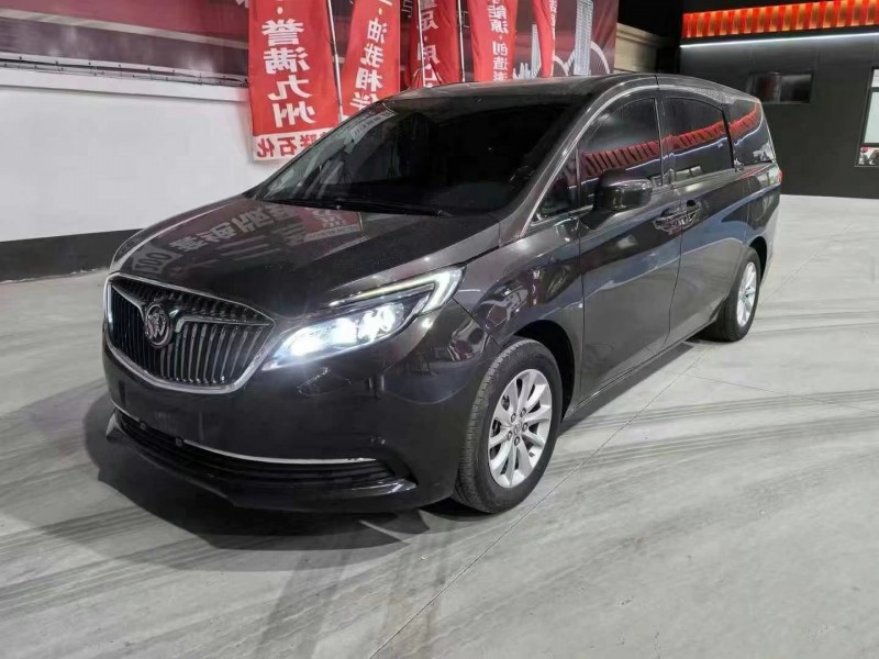 济宁17年别克GL83