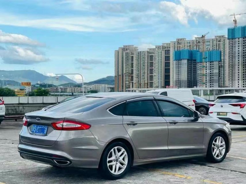 东莞16年福特蒙迪欧9