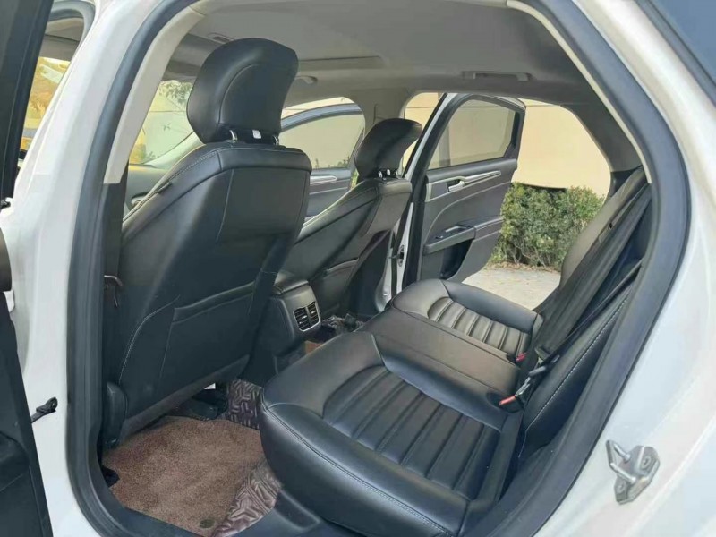 徐州22年福特蒙迪欧7