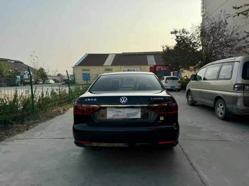 徐州14年大众朗逸9