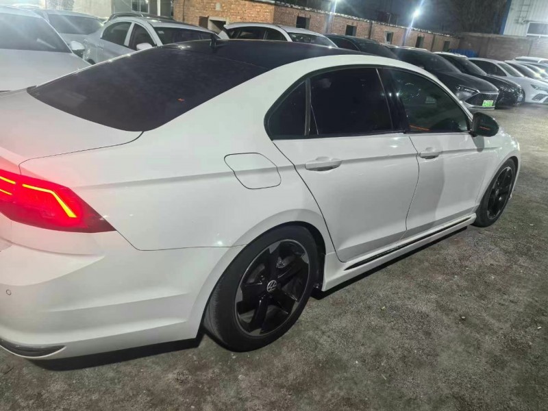 保定19年大众凌渡8