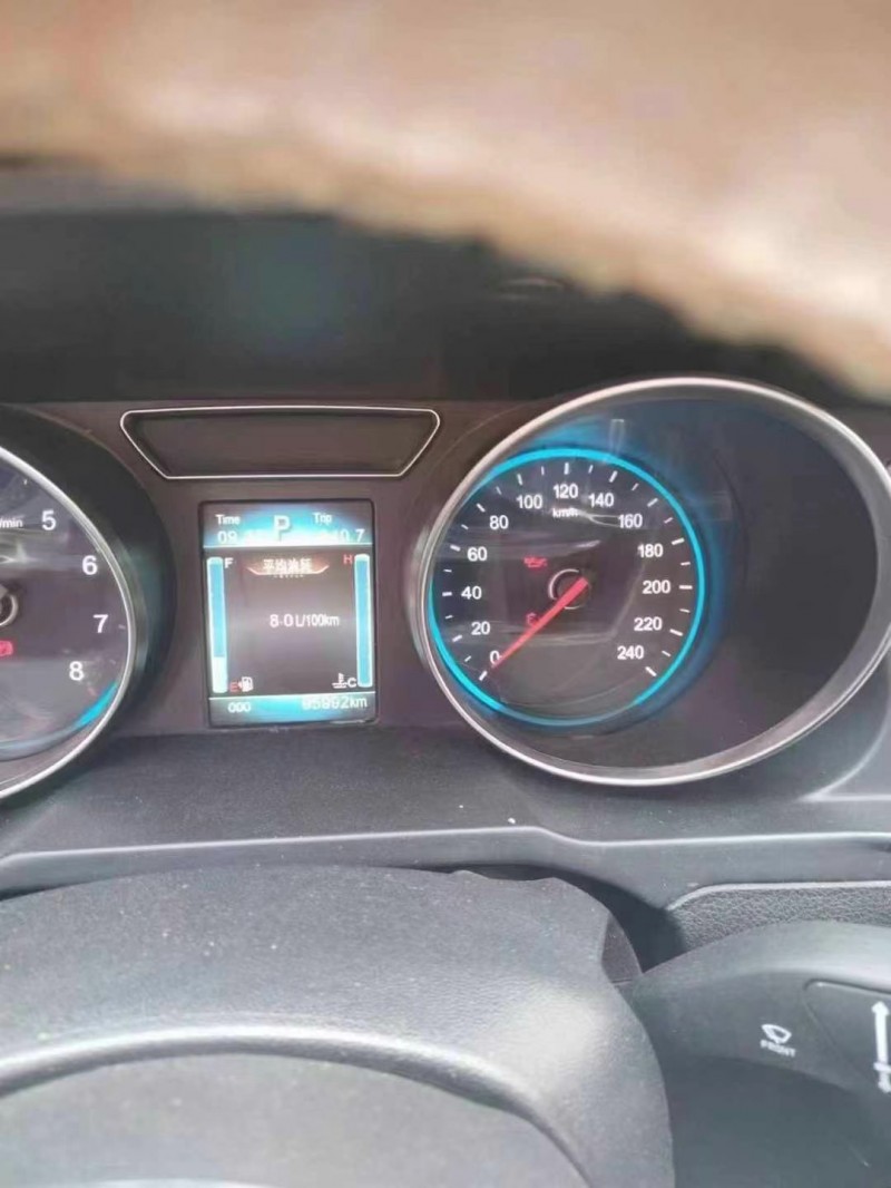 保定17年众泰T6004