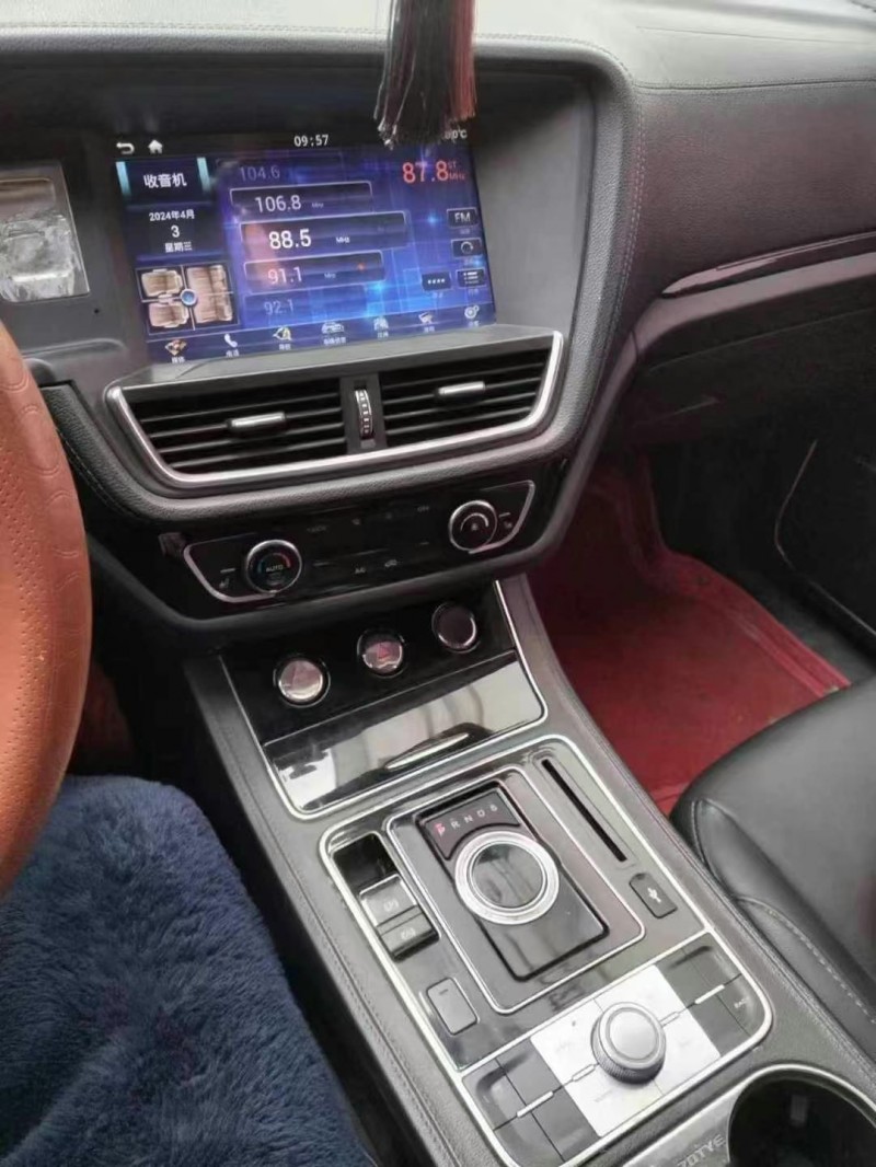 保定17年众泰T6005