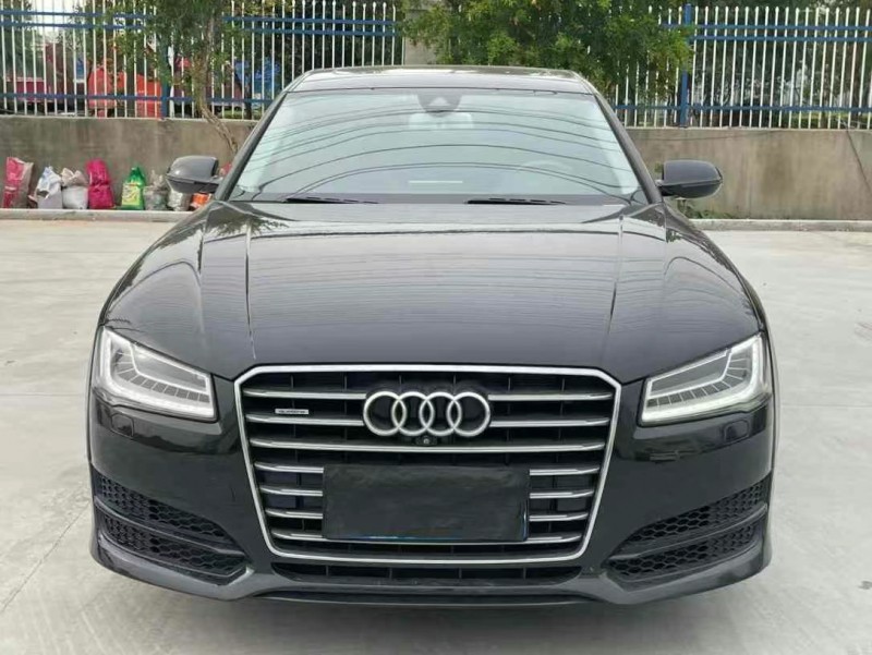 徐州17年奥迪A8L1