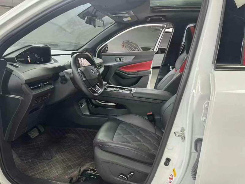 成都24年长安汽车CS755