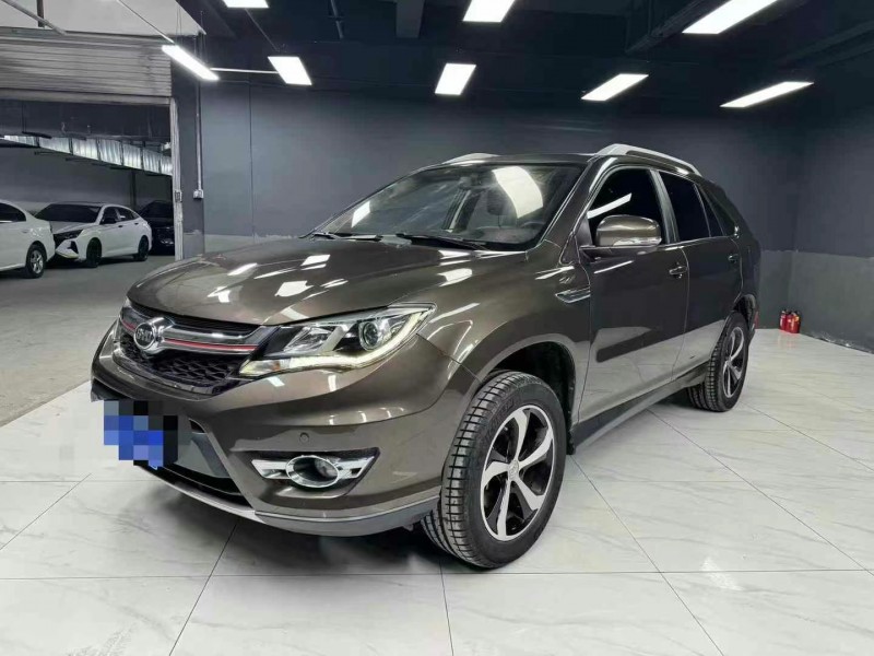 成都18年比亚迪S72