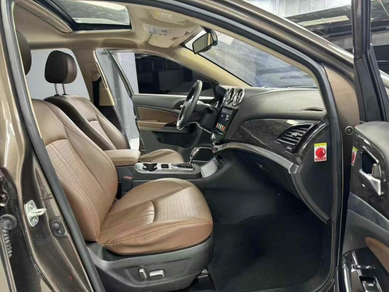 成都18年比亚迪S73