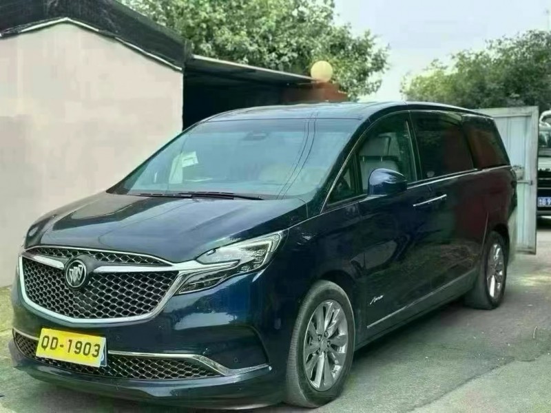 青岛21年别克GL82