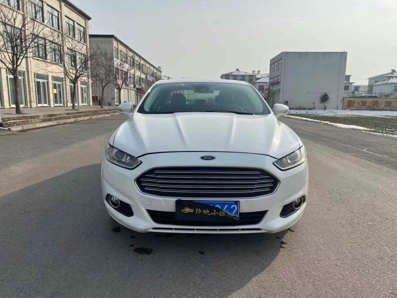 徐州15年福特蒙迪欧1