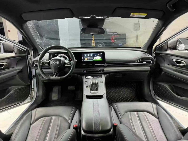 成都24年传祺影豹9