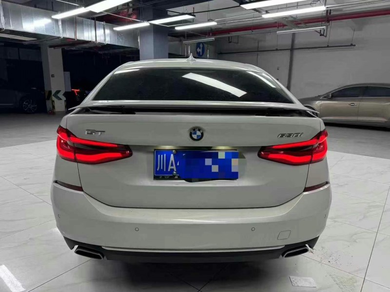 成都21年宝马6系5