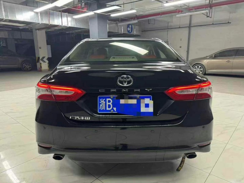 成都20年丰田凯美瑞2