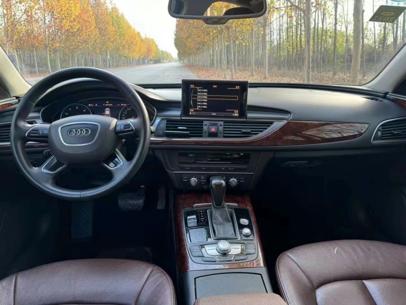 济宁16年奥迪A6L4