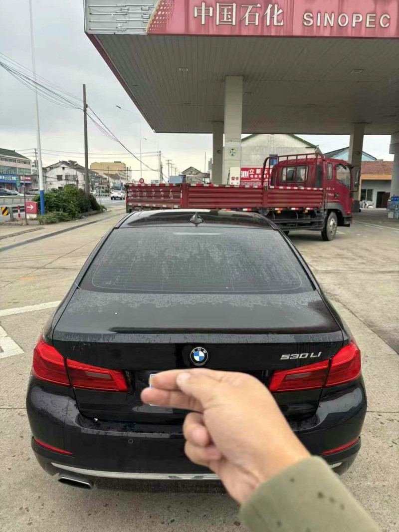 徐州18年宝马5系3