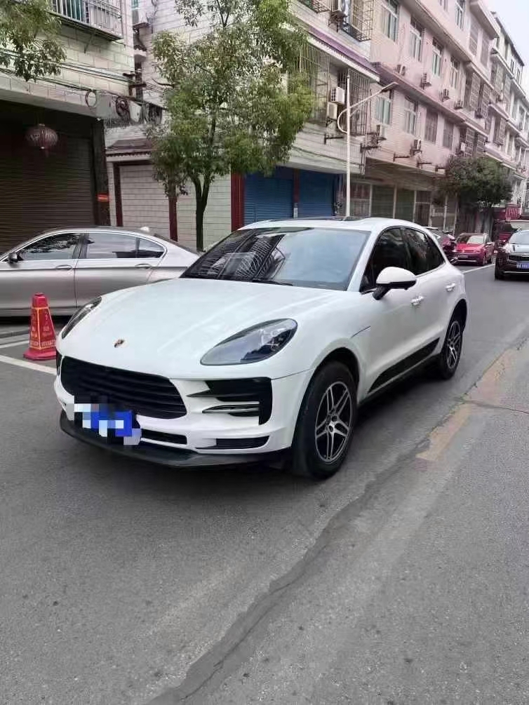 益阳19年保时捷Macan7