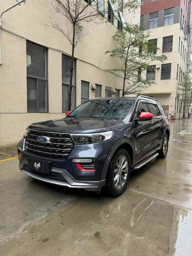 佛山21年福特探险者3