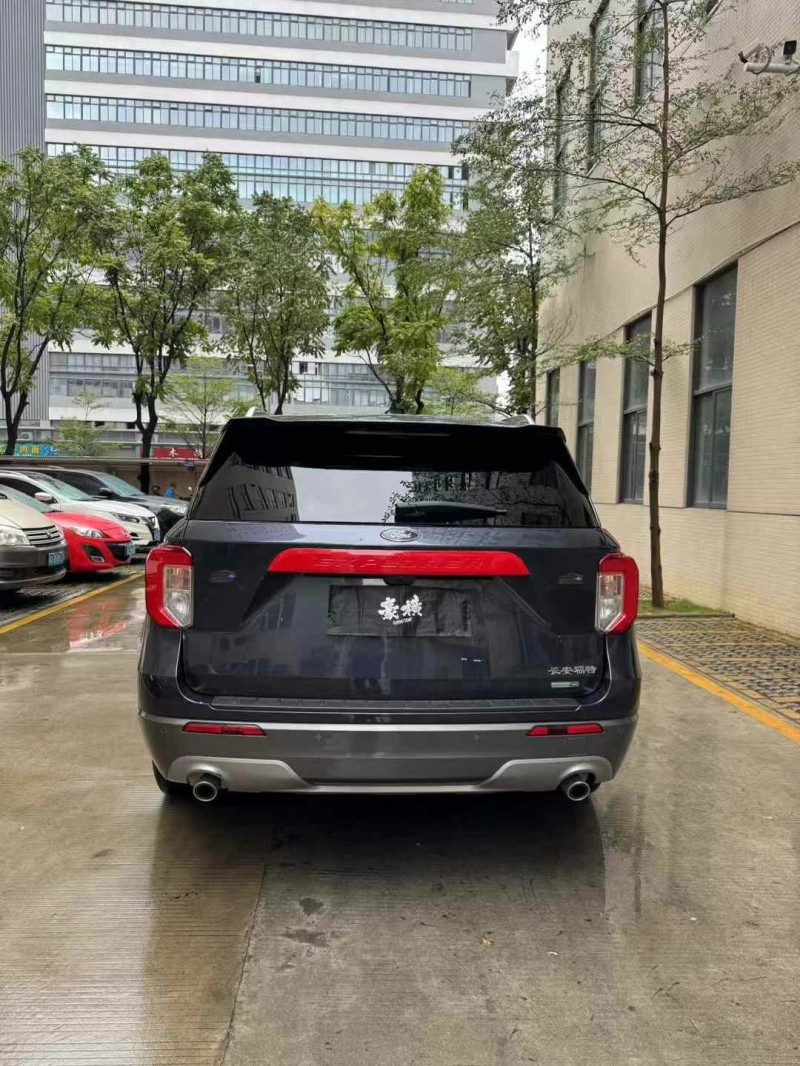 佛山21年福特探险者4