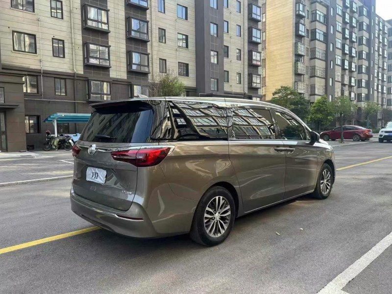 徐州21年别克GL88