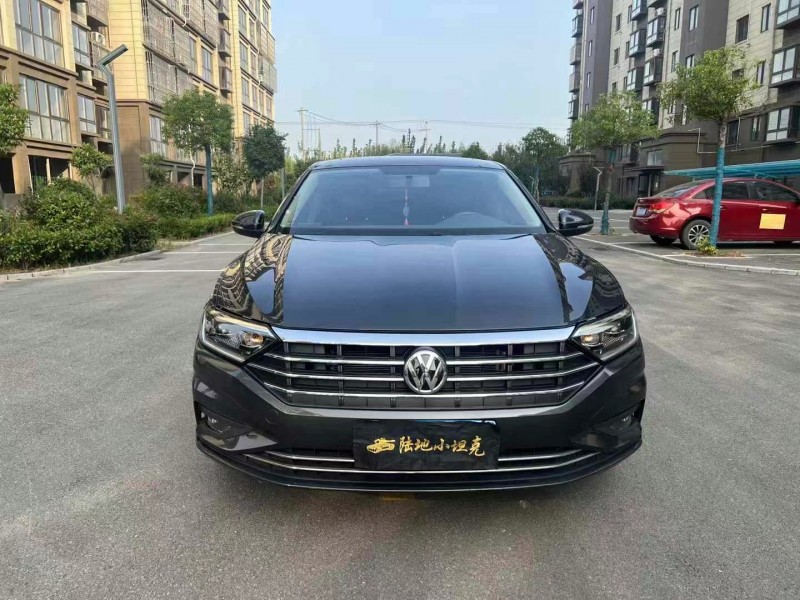 徐州22年大众迈腾1