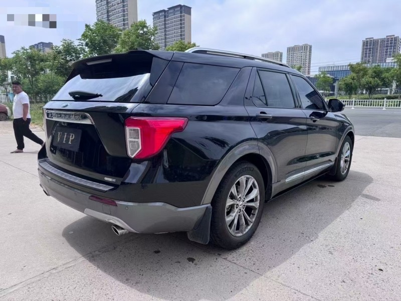 盐城21年福特探险者8