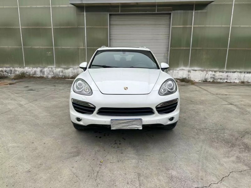徐州14年保时捷卡宴1