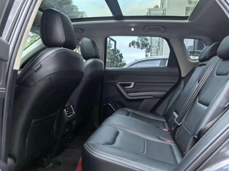 广州20年比亚迪宋6