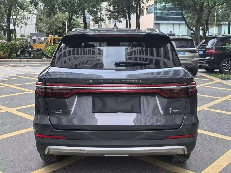 广州20年比亚迪宋8