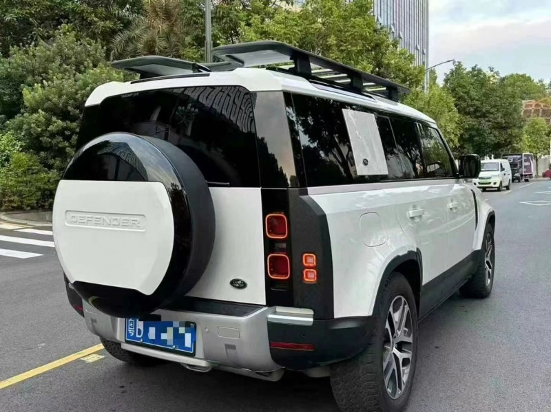 广州23年路虎卫士7