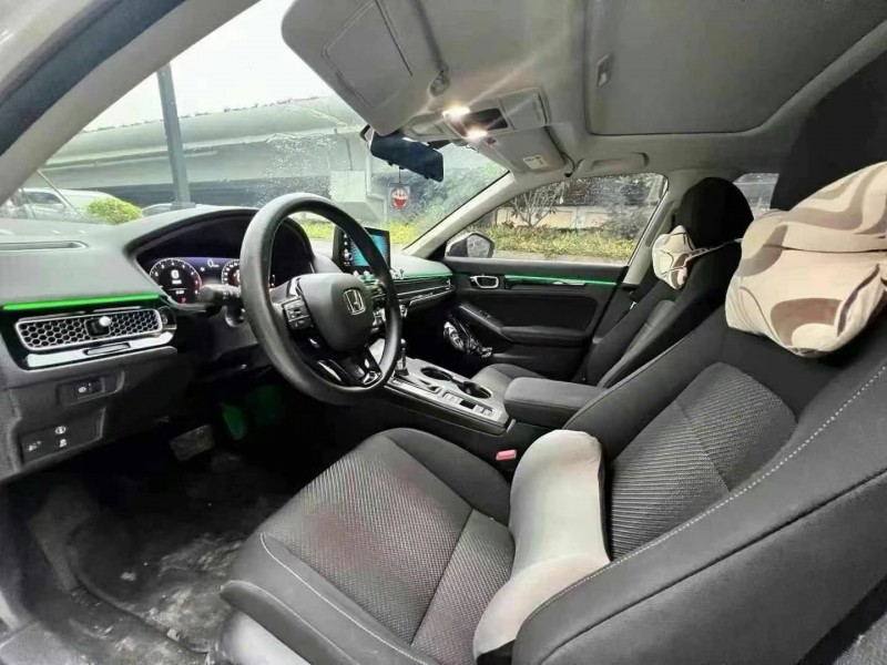 广州24年本田型格6