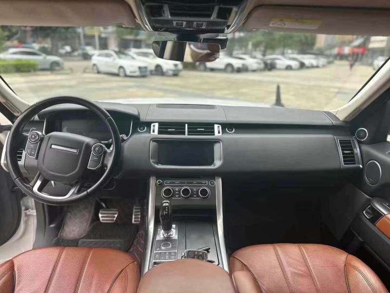 广州18年路虎揽胜运动5