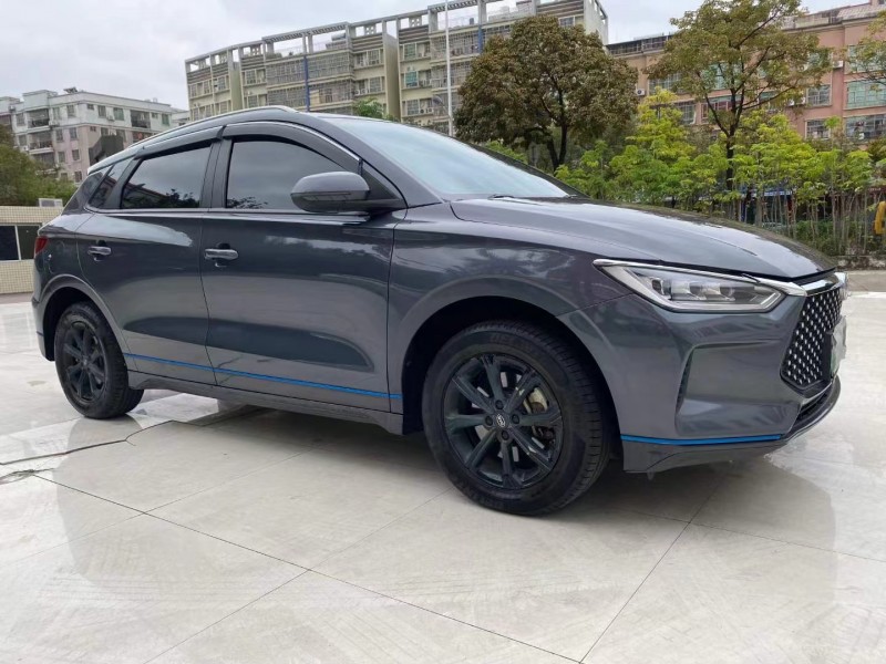 广州20年比亚迪E23