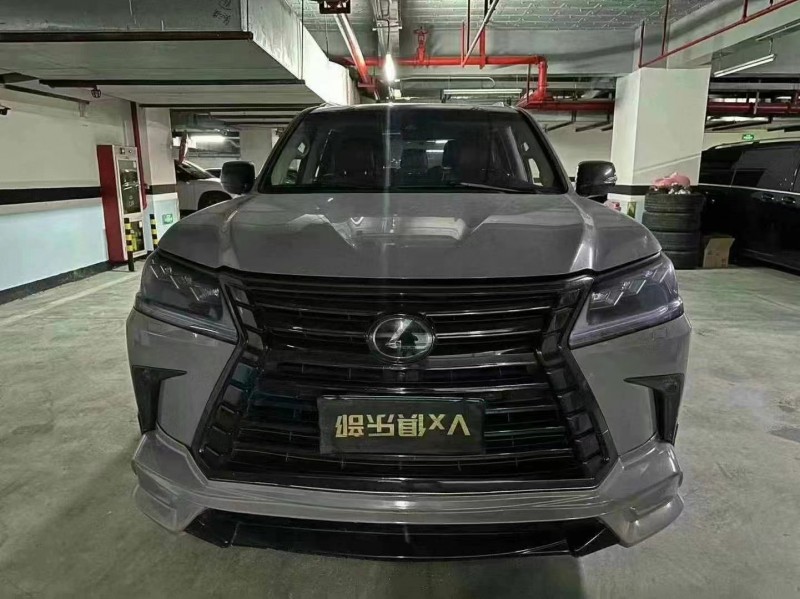广州18年雷克萨斯LX1