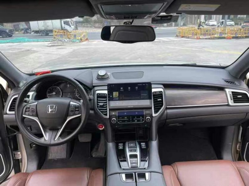 广州18年本田URV5