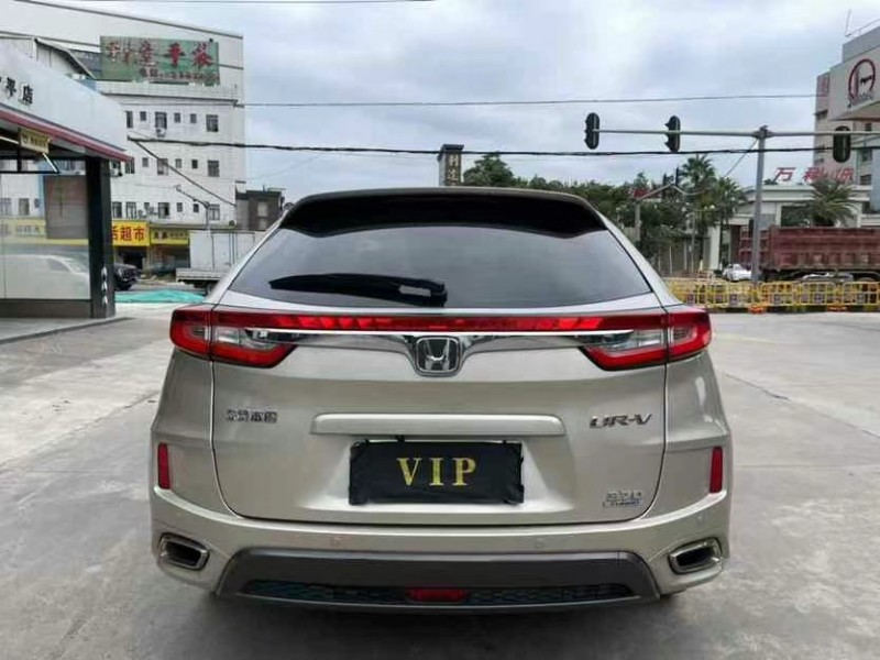 广州18年本田URV8