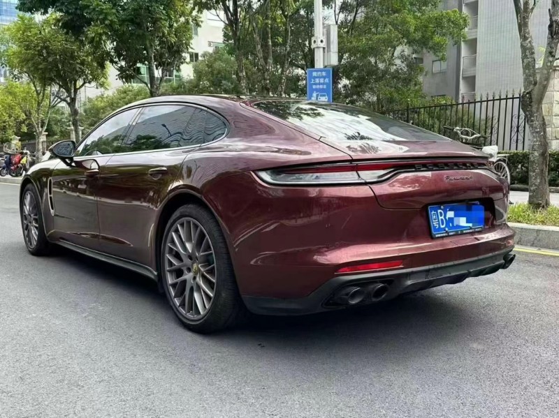 广州22年保时捷帕拉梅拉7