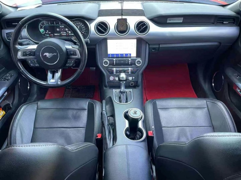 济宁19年福特野马5