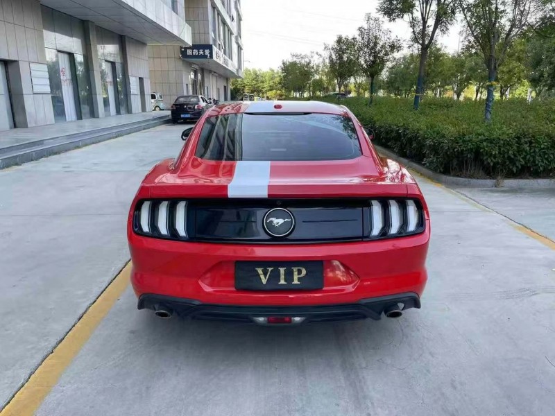 济宁19年福特野马9