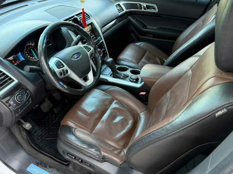 济宁14年福特探险者4