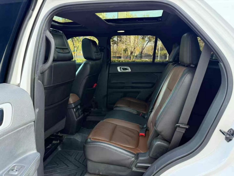 济宁14年福特探险者5