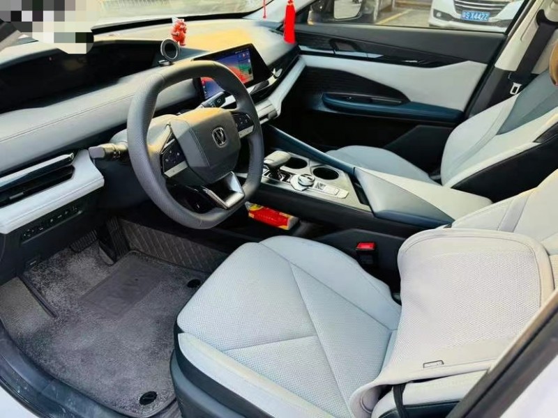 东莞23年长安汽车UNI-V7