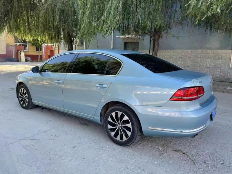 保定13年大众迈腾4