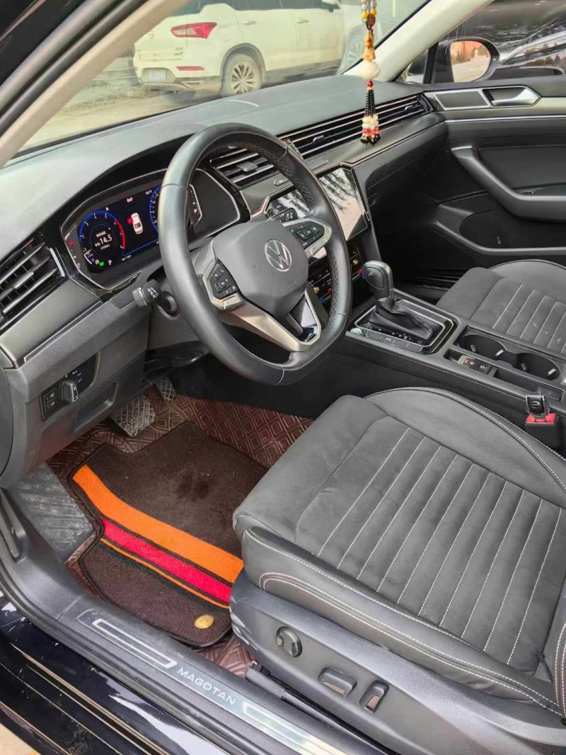 保定22年大众迈腾4