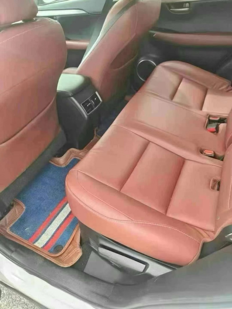 保定15年雷克萨斯NX7