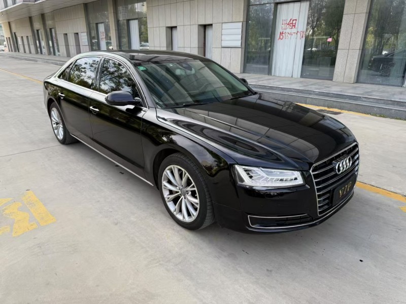 济宁14年奥迪A8L3