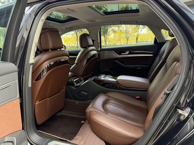 济宁14年奥迪A8L4